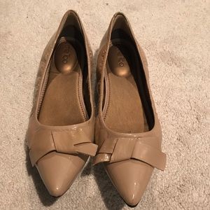 Me Too Nude Pointy Toe Flats